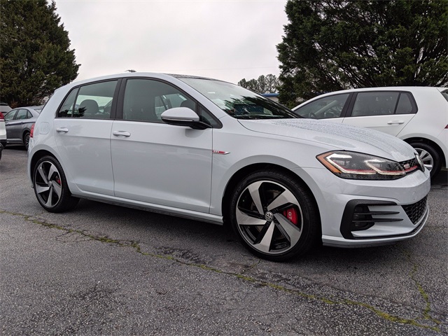 New 2020 Volkswagen Golf GTI 2.0L TSI DOHC 2.0T SE FWD 4D Hatchback